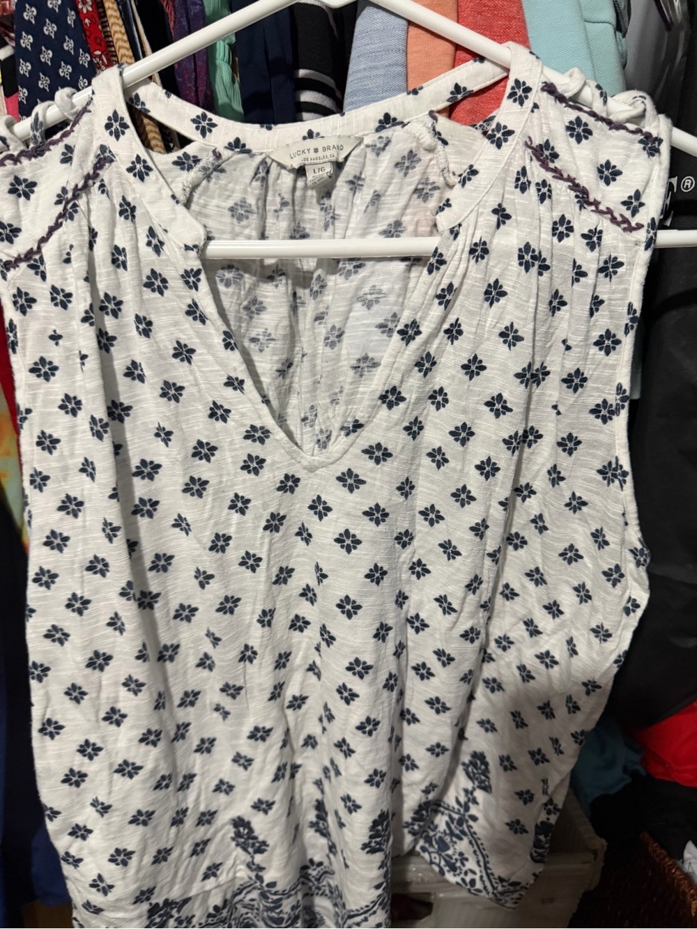 Lucky Brand White Navy Floral Print Sleeveless V-Neck Blouse